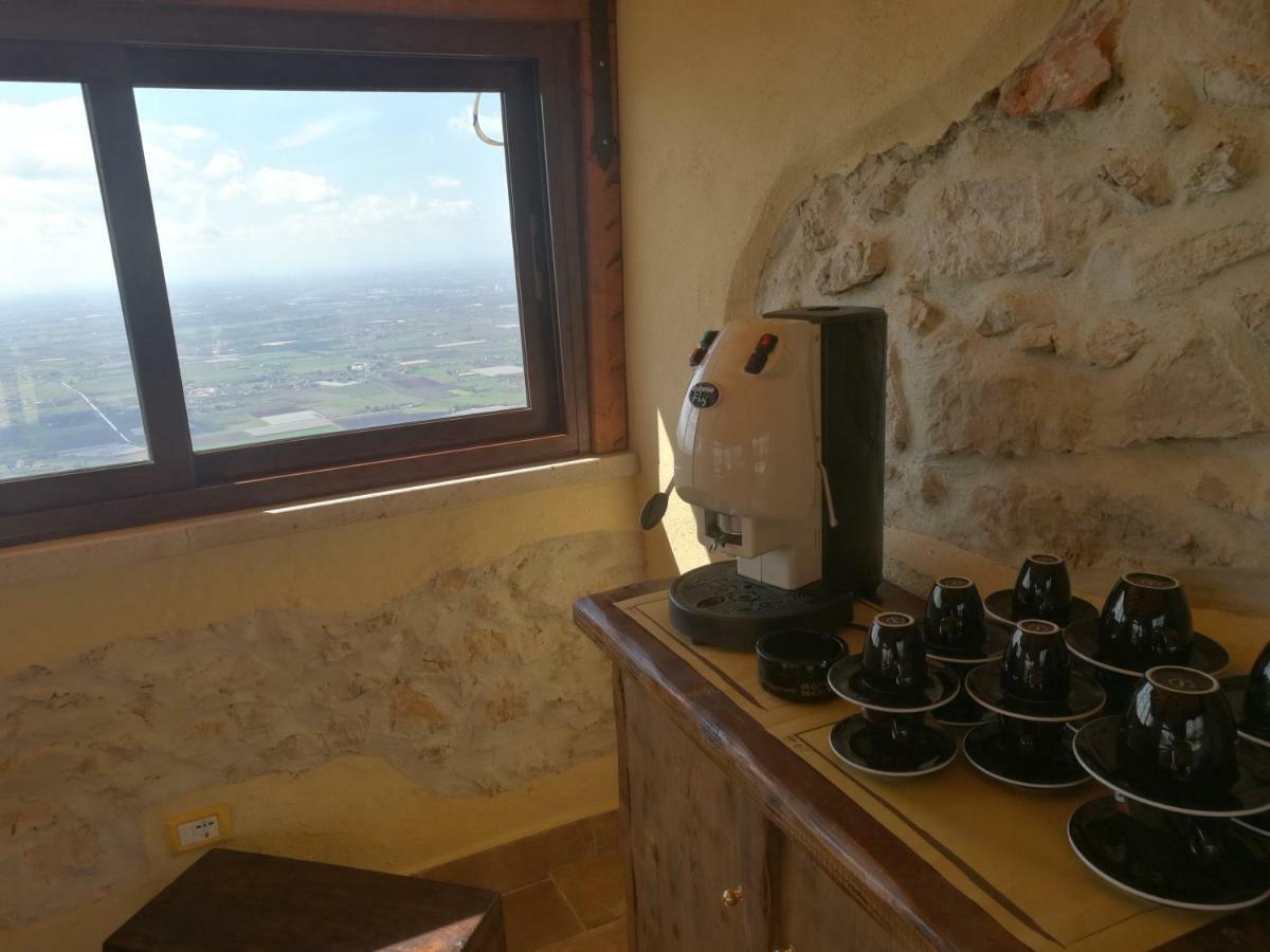 La Rupe Bed And Breakfast Norma Exterior foto